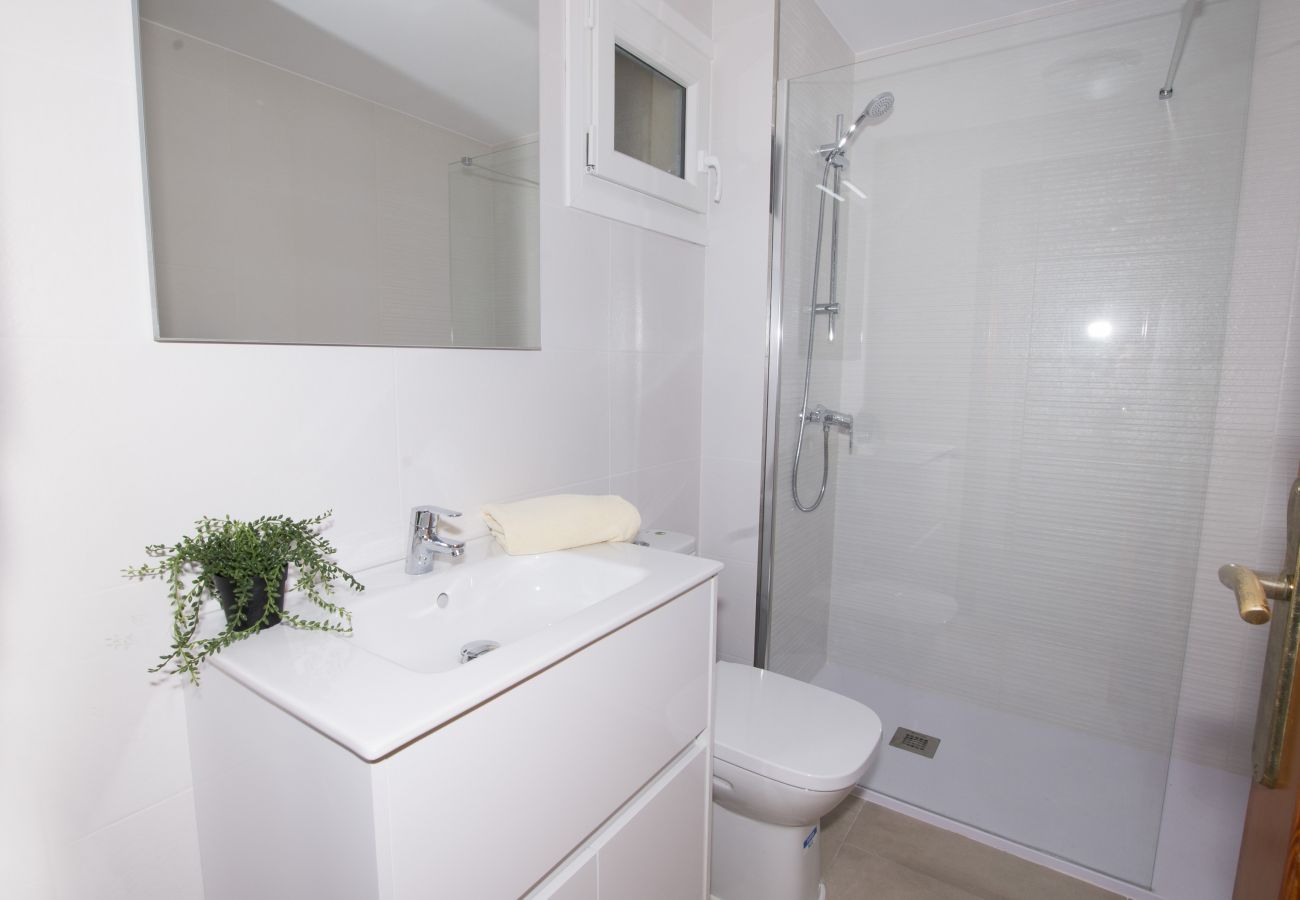 Apartamento en Calpe - A110 EDIFICIO LA REINA 8º 45