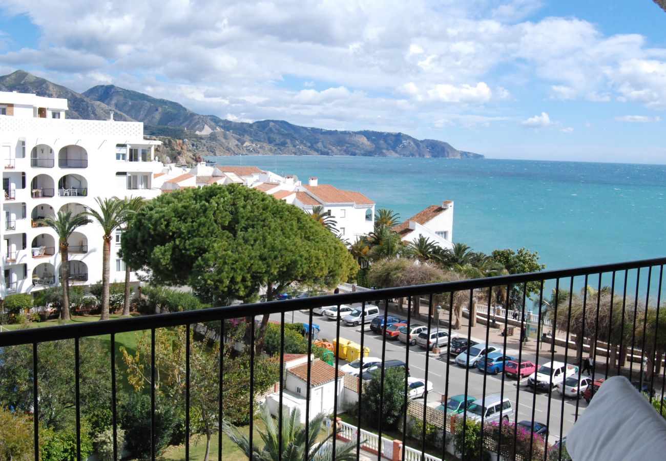 Apartamento en Nerja - Carabeo 50 Apartment by Casasol