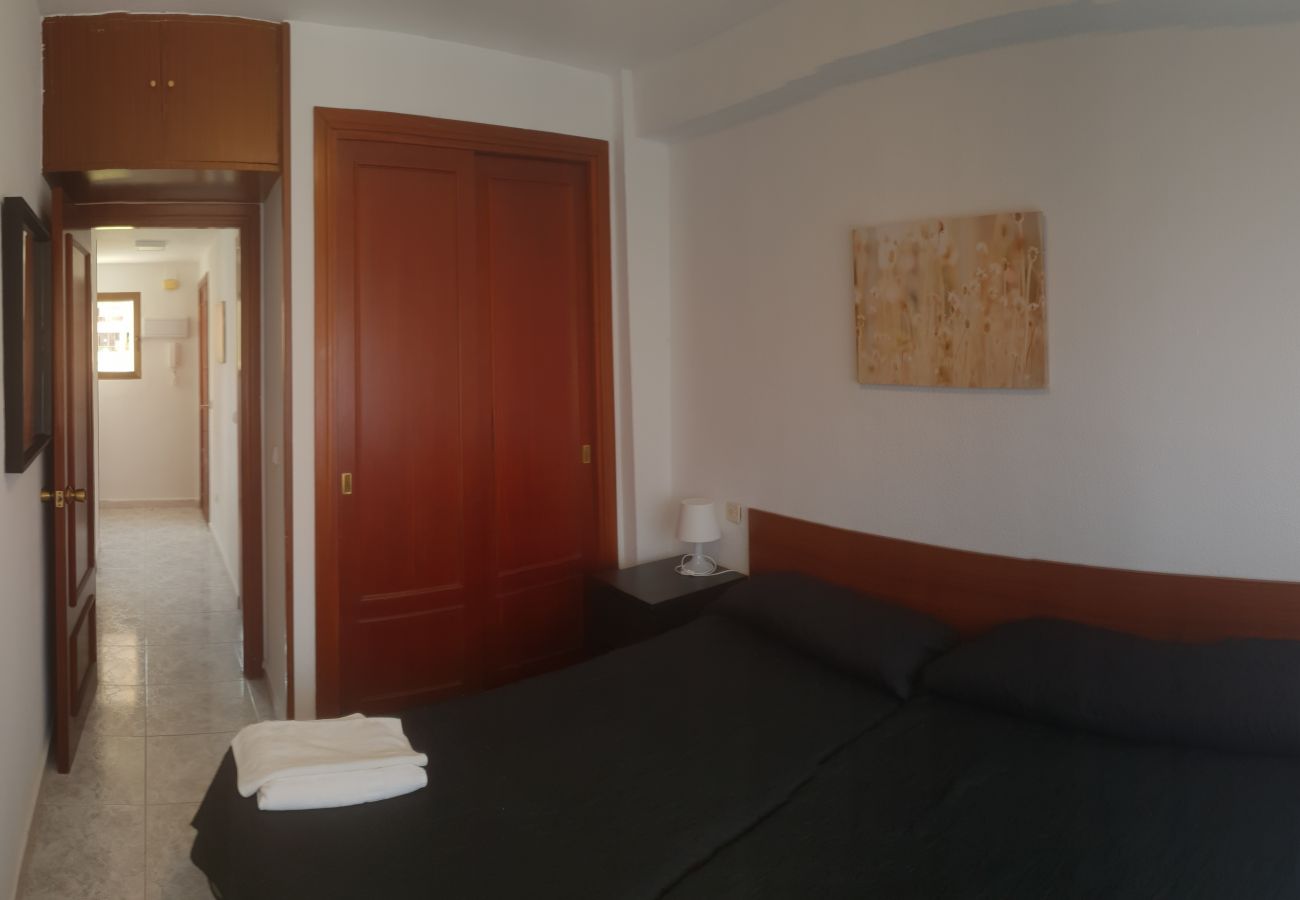 Apartamento en Benidorm - GEMELOS 12 2D1