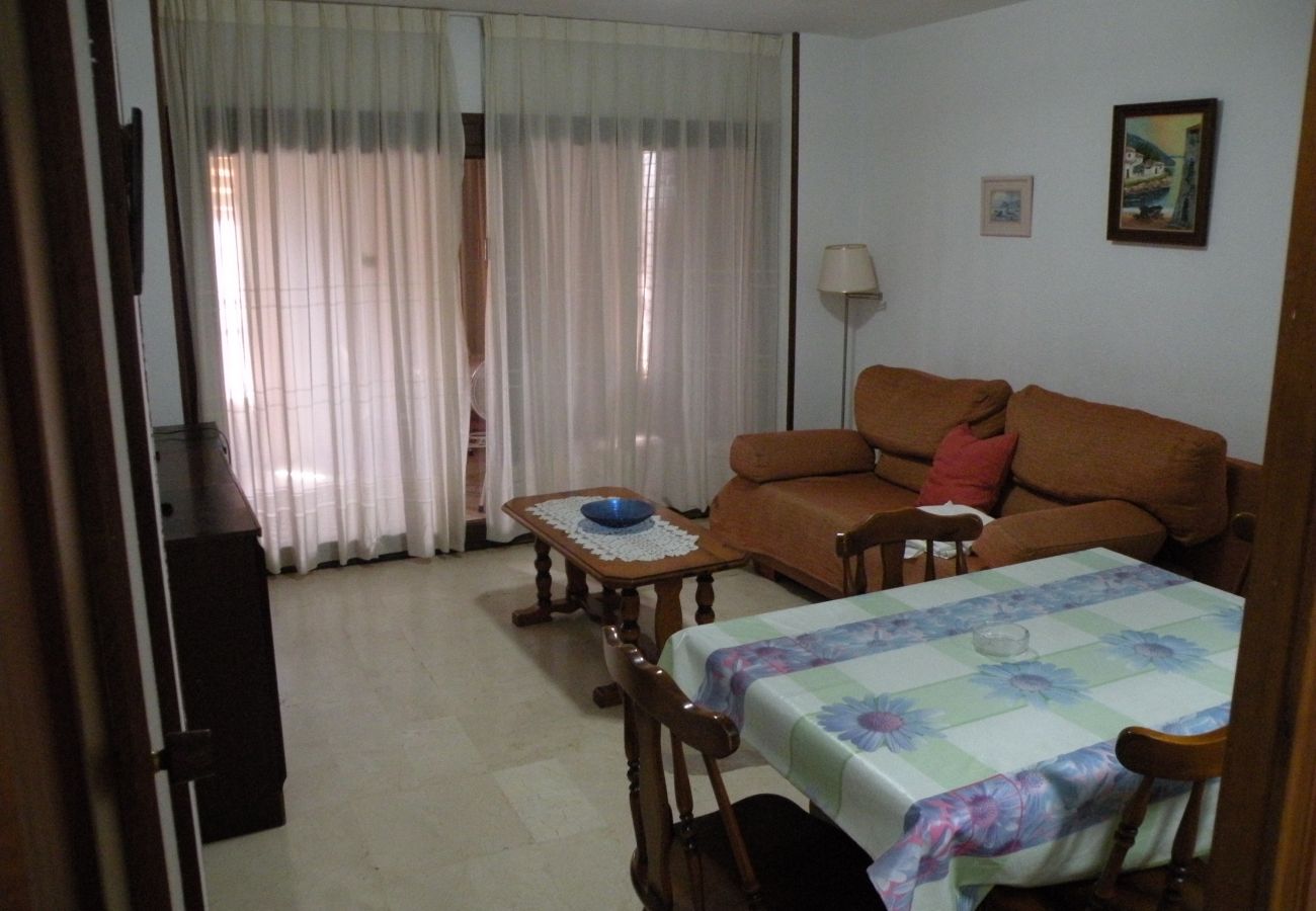 Apartamento en Benidorm - LOS PINOS 12B