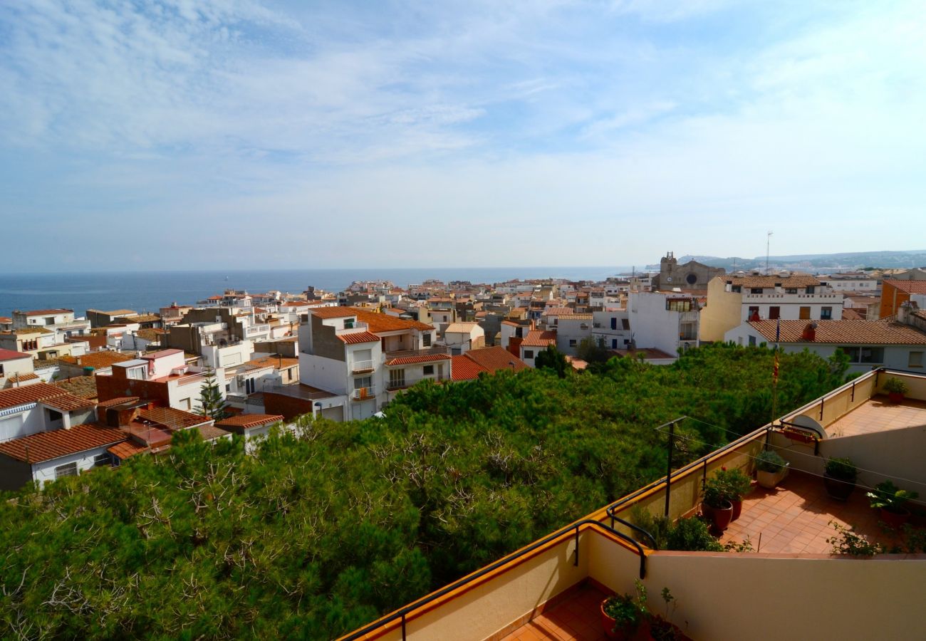 Apartamento en L'Escala - PUIG PADRO 10 1-1