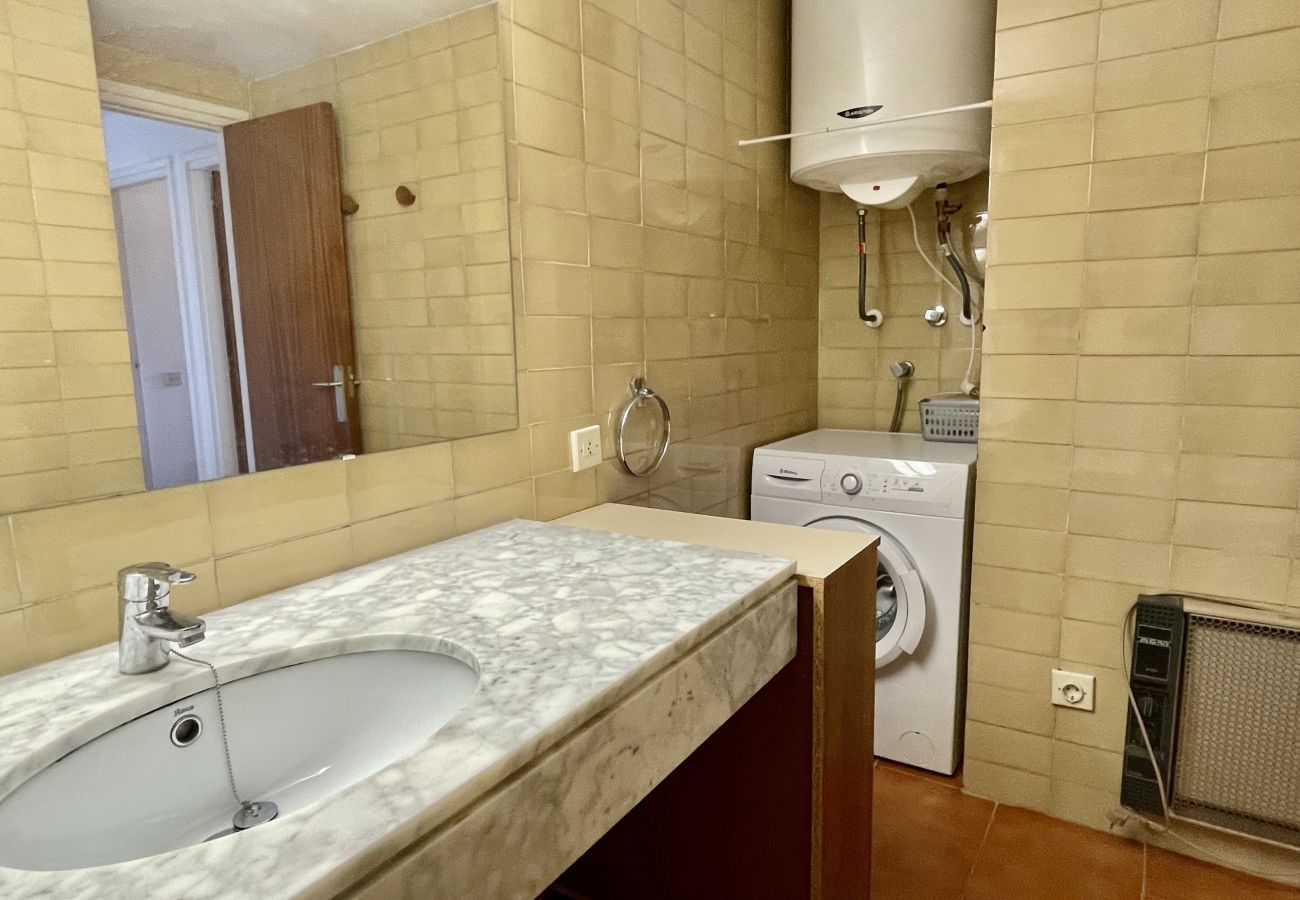 Apartamento en L'Escala - PUIG PADRO 10 1-1