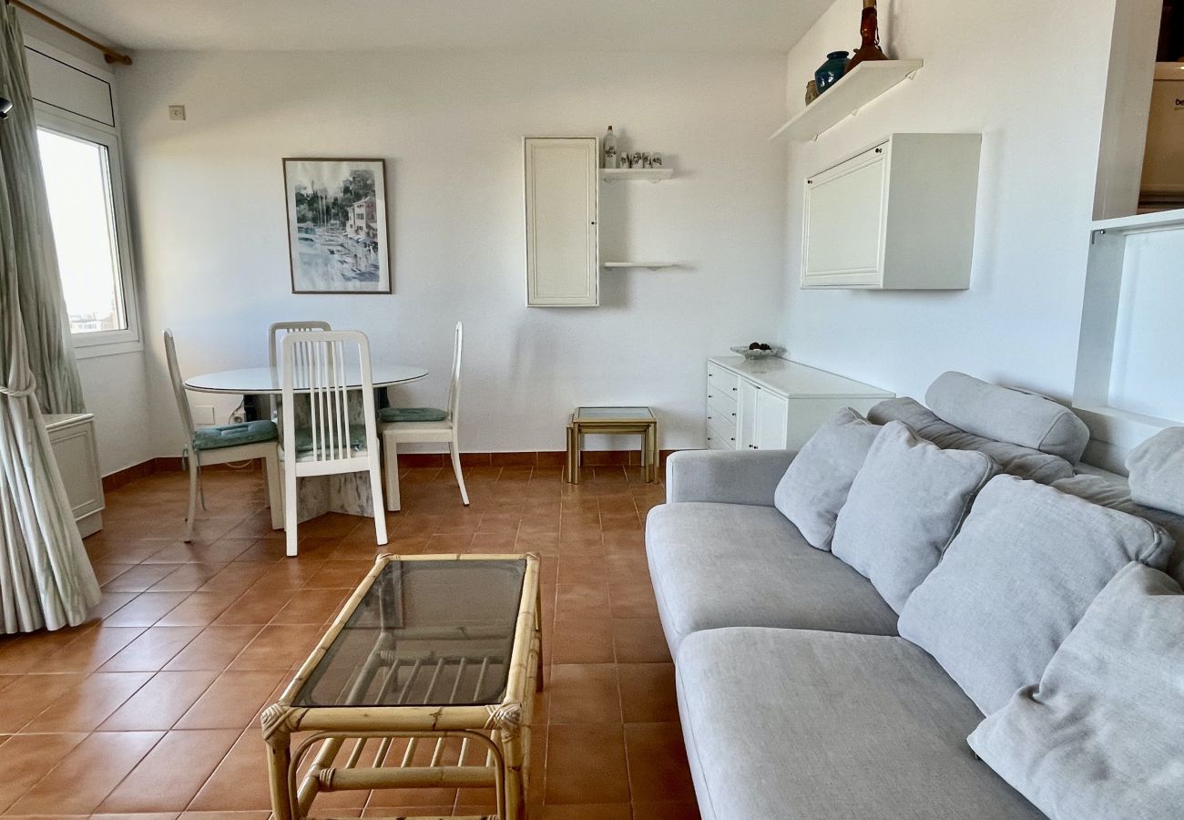 Apartamento en L'Escala - PUIG PADRO 10 1-1