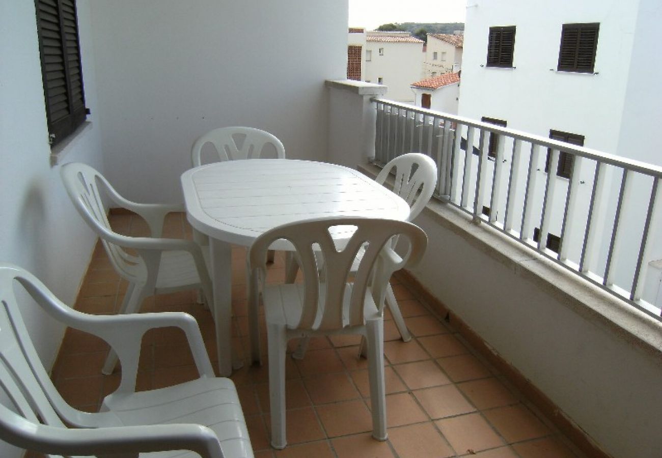 Apartamento en L'Escala - CALA MONTGO 33