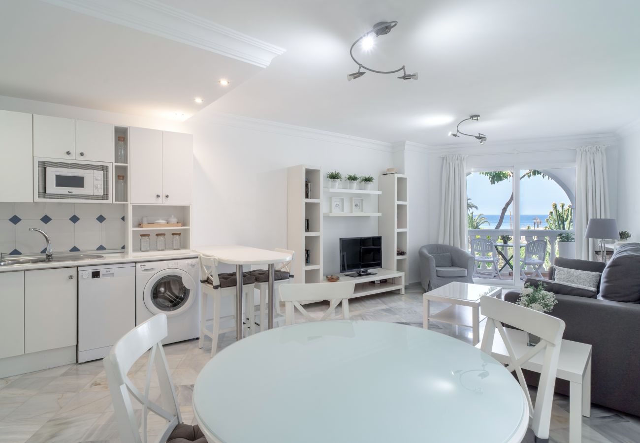 Apartamento en Nerja - Stella Maris Beachfront B by Casasol