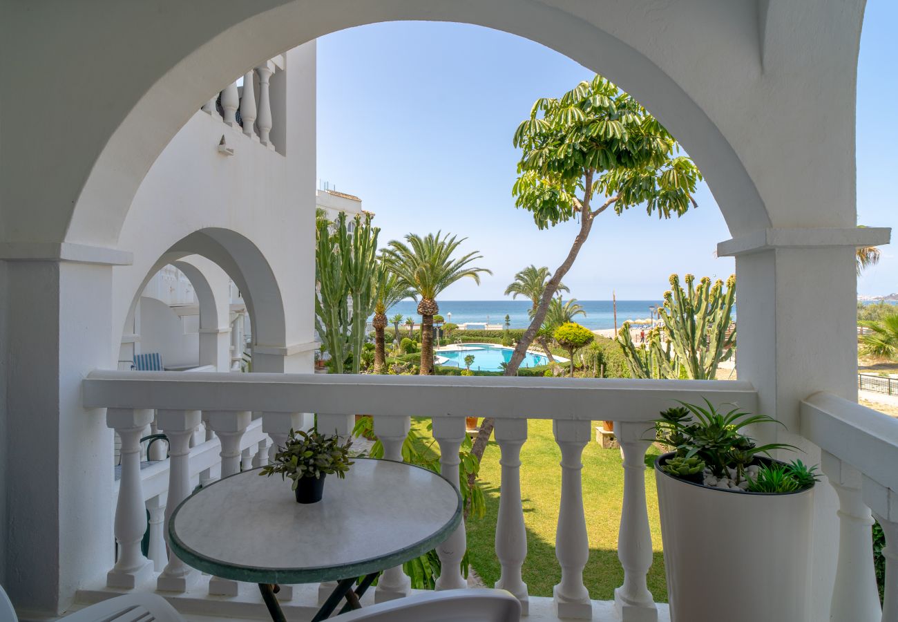 Apartamento en Nerja - Stella Maris Beachfront B by Casasol