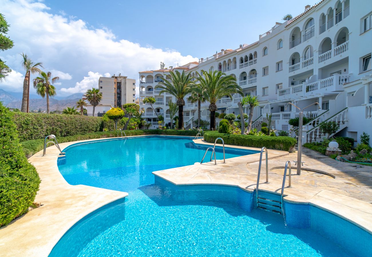 Apartamento en Nerja - Stella Maris Beachfront B by Casasol