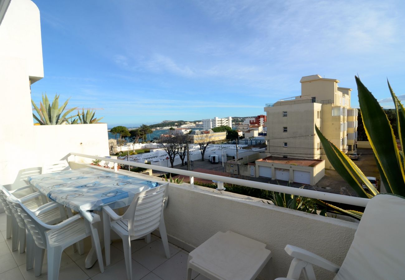 Apartamento en L'Escala - CARAVEL.LES B 303