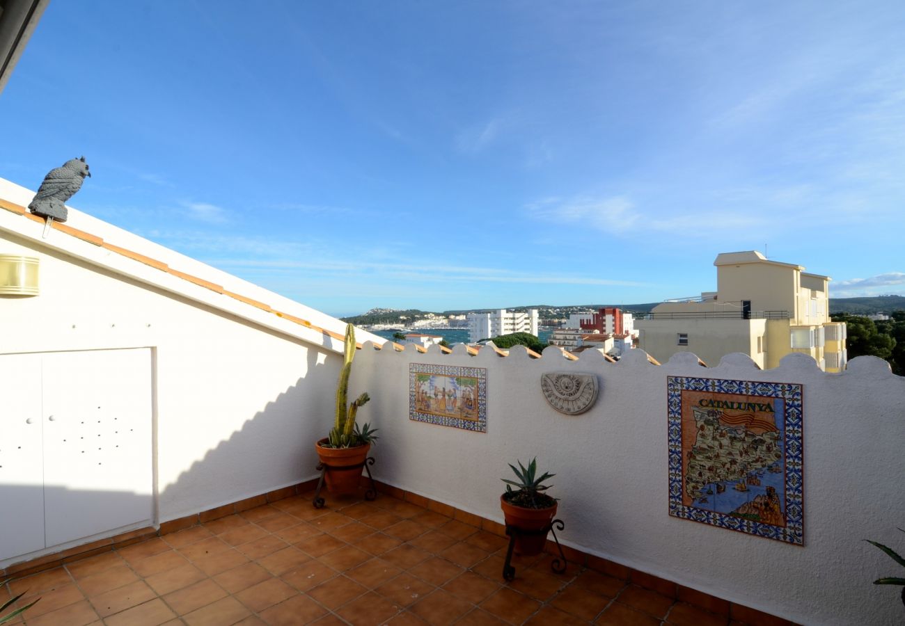 Apartamento en L'Escala - CARAVEL.LES B 303