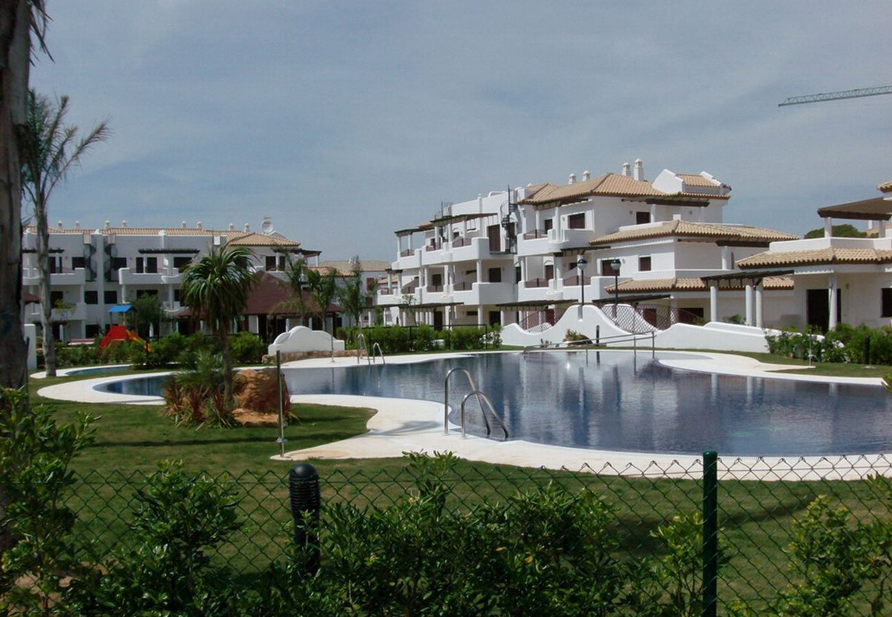 Apartamento en Chiclana de la Frontera - R153 Residencial El Coto Sancti Petri