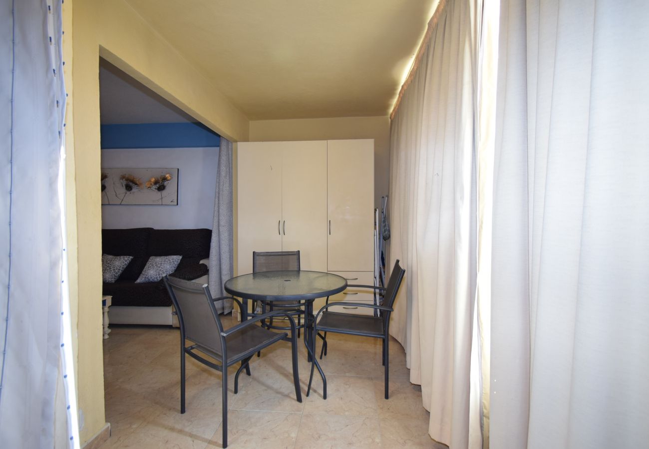 Apartamento en Benidorm - KAROLA 8D