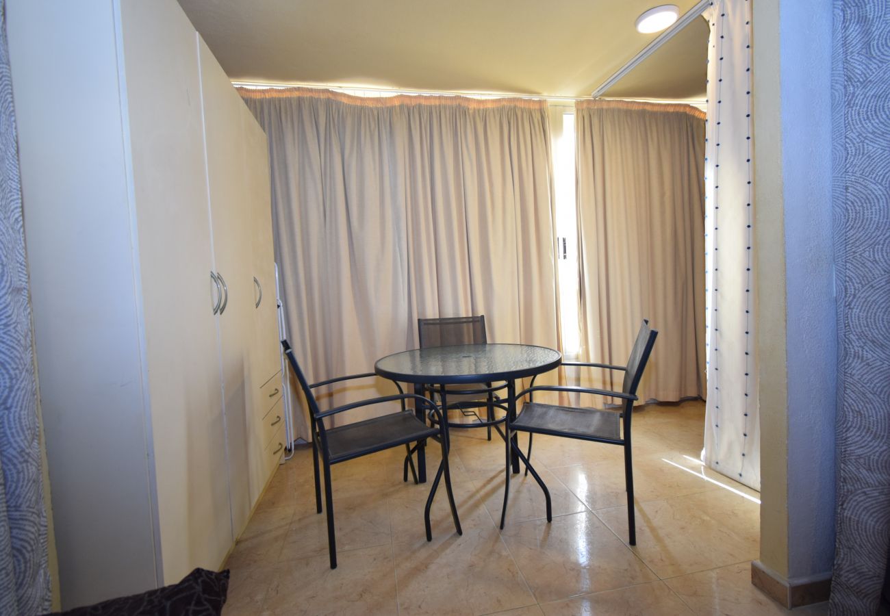 Apartamento en Benidorm - KAROLA 8D