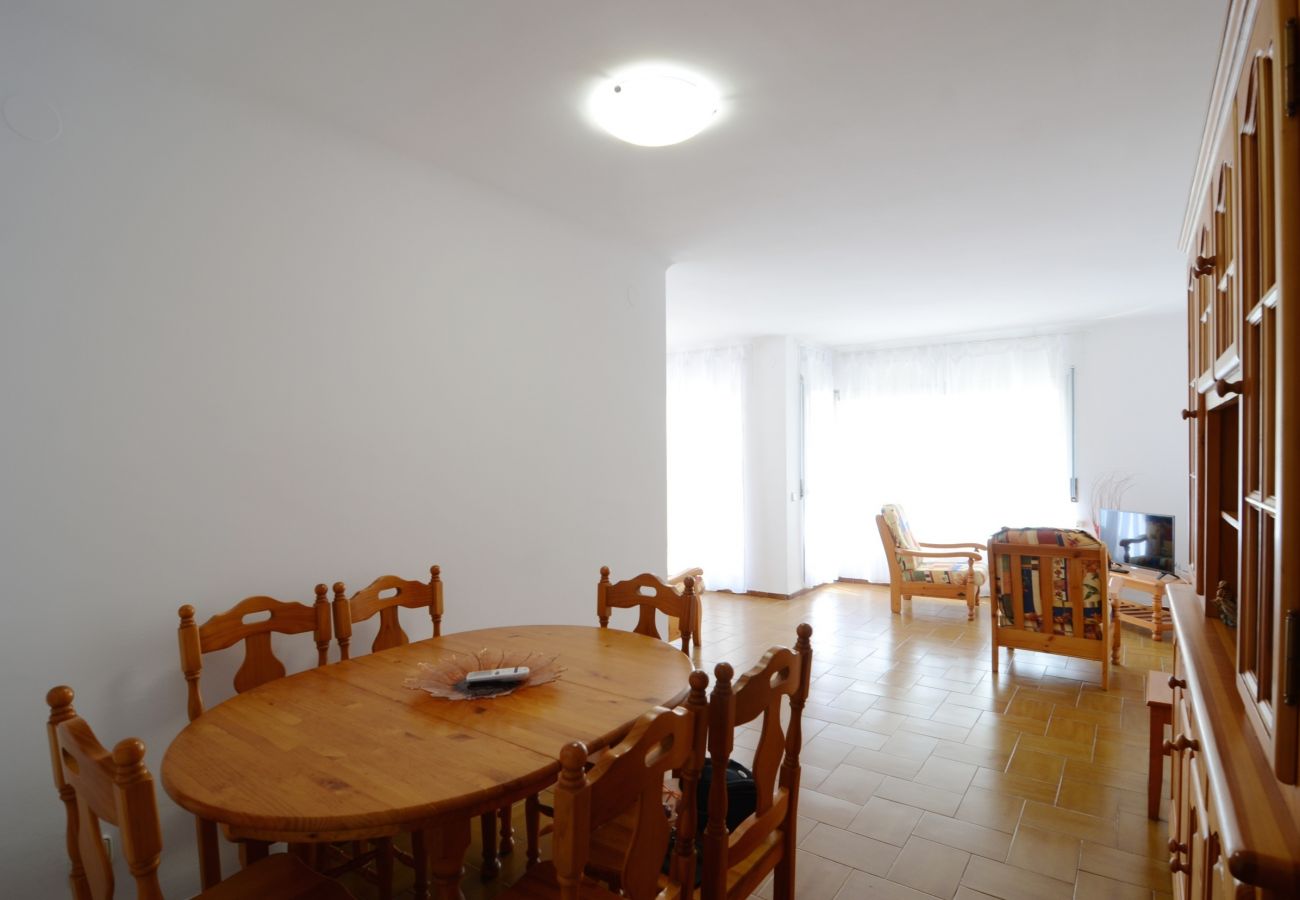 Apartamento en L'Escala - PUIG SUREDA 13 2-B