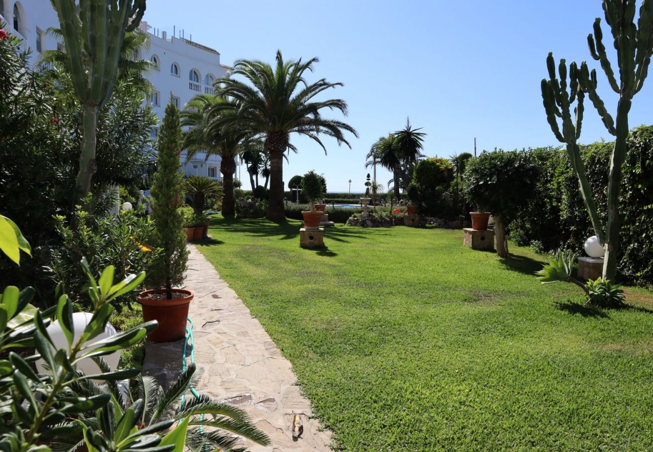 Apartamento en Nerja - Stella Maris Beachfront 1B by Casasol