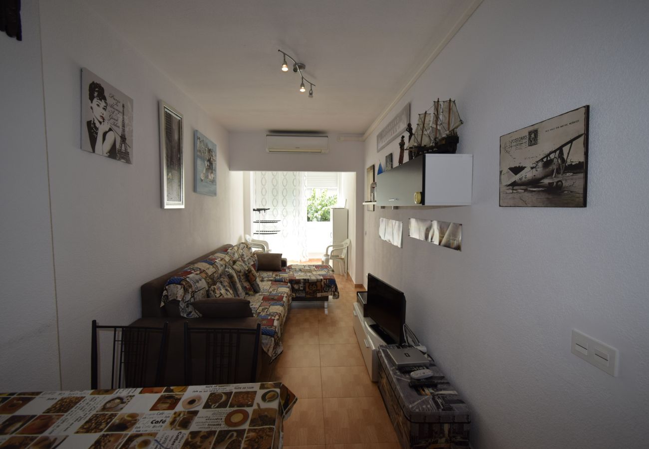 Apartamento en Benidorm - COMERCIAL LEPANTO 1-15