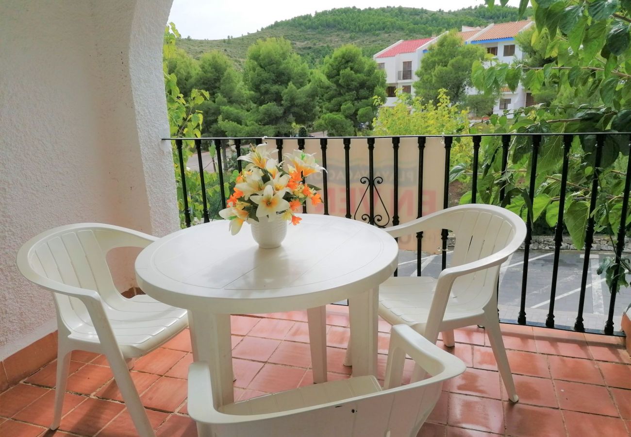 terraza apartamento Peñíscola calas holidays