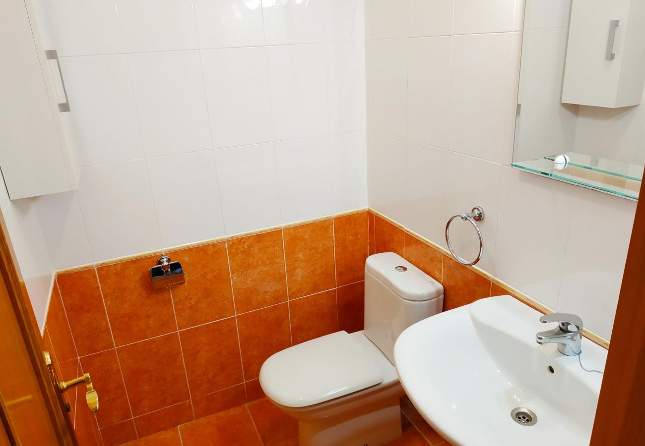 apartamentos nuevos con dos baños, playa, familia, niños, piscina