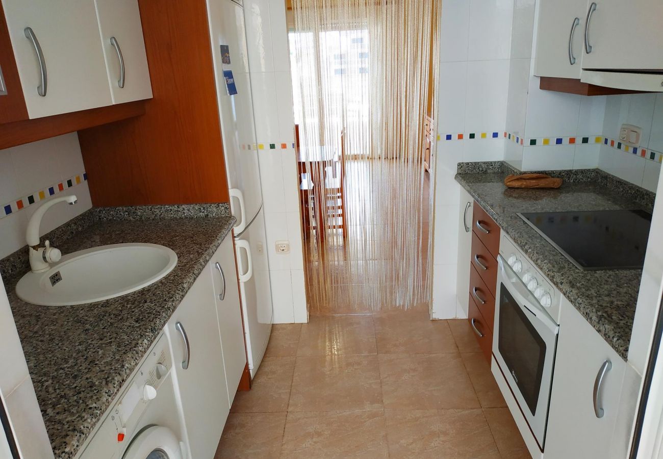 cocina equipada, lavadora, vitrocerámica, playa, apartamentos nuevos