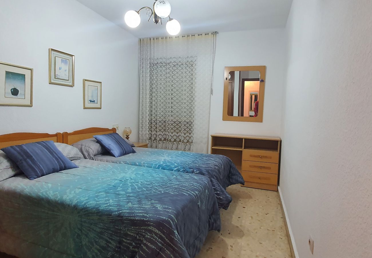 Apartamento en Benidorm - ADELFAS 10D