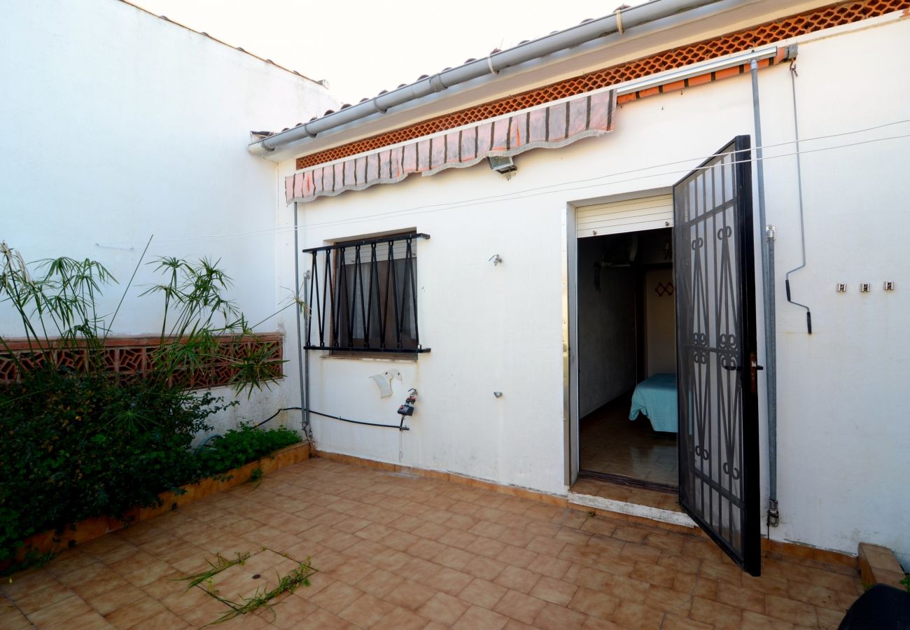 Casa en L'Escala - LLANÇA 2