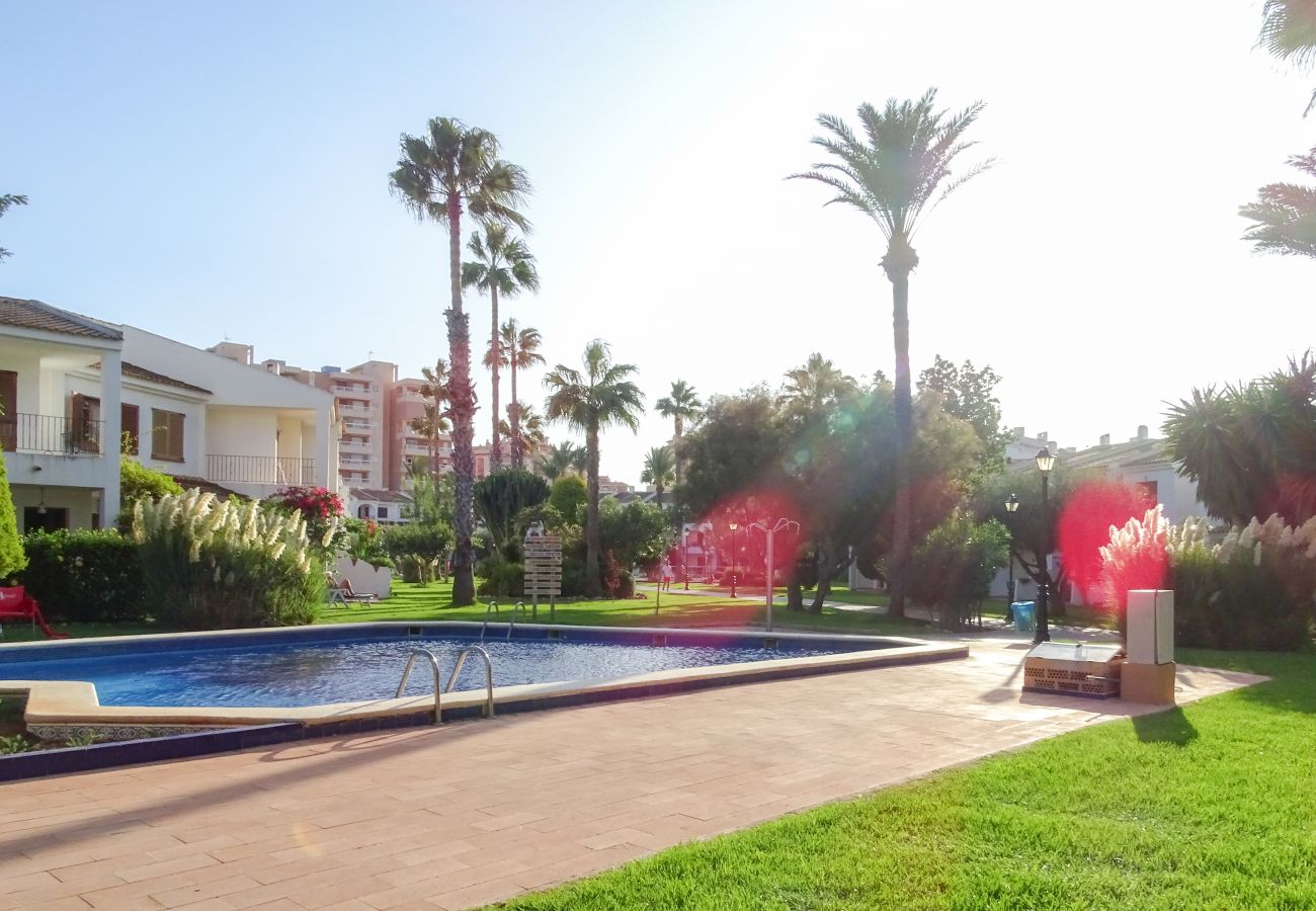 Apartamento en La Manga del Mar Menor - Aldeas Taray 052 Admer