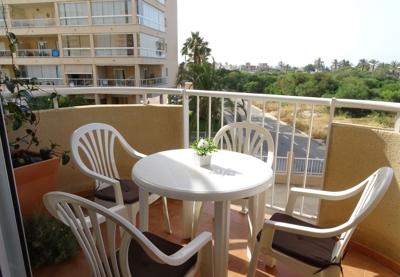 Apartamento en La Manga del Mar Menor - C. Veneziola 2ºB Admer