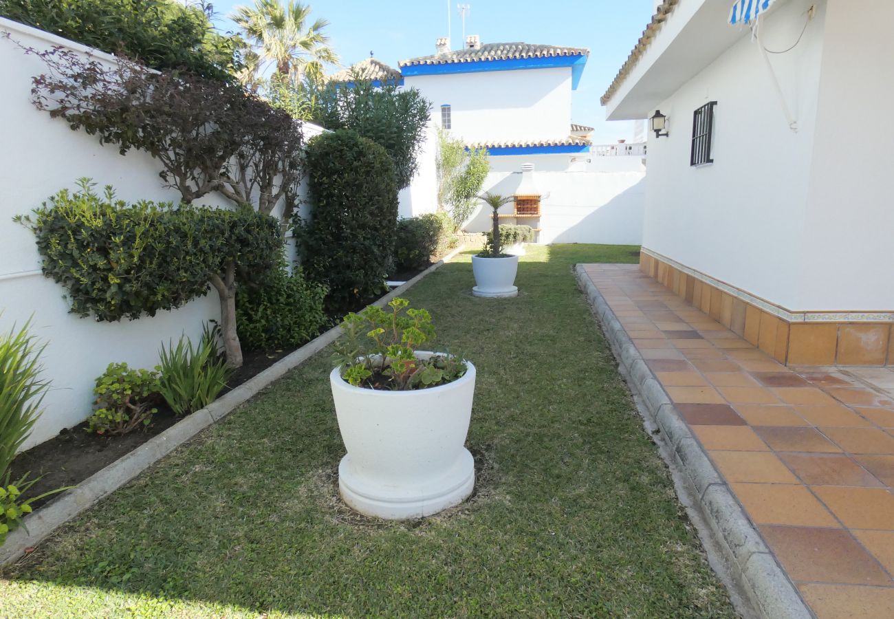 Chalet en Chiclana de la Frontera - R035 La Barrosa Vistas al mar