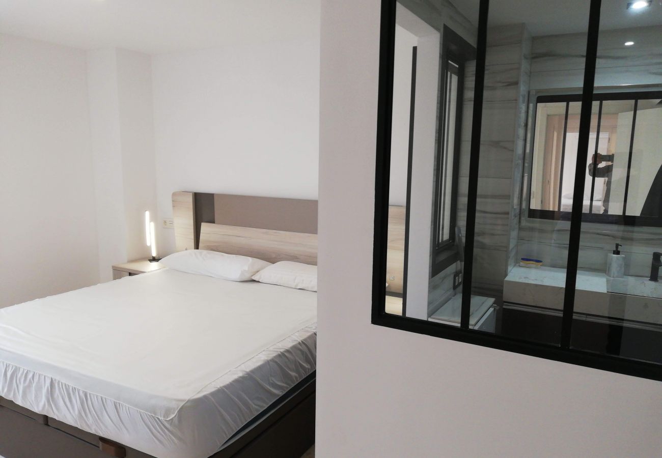 Apartamento en Playa de Gandía - 1.Parque VII esc.I 9º pta.17 (garaje 33)