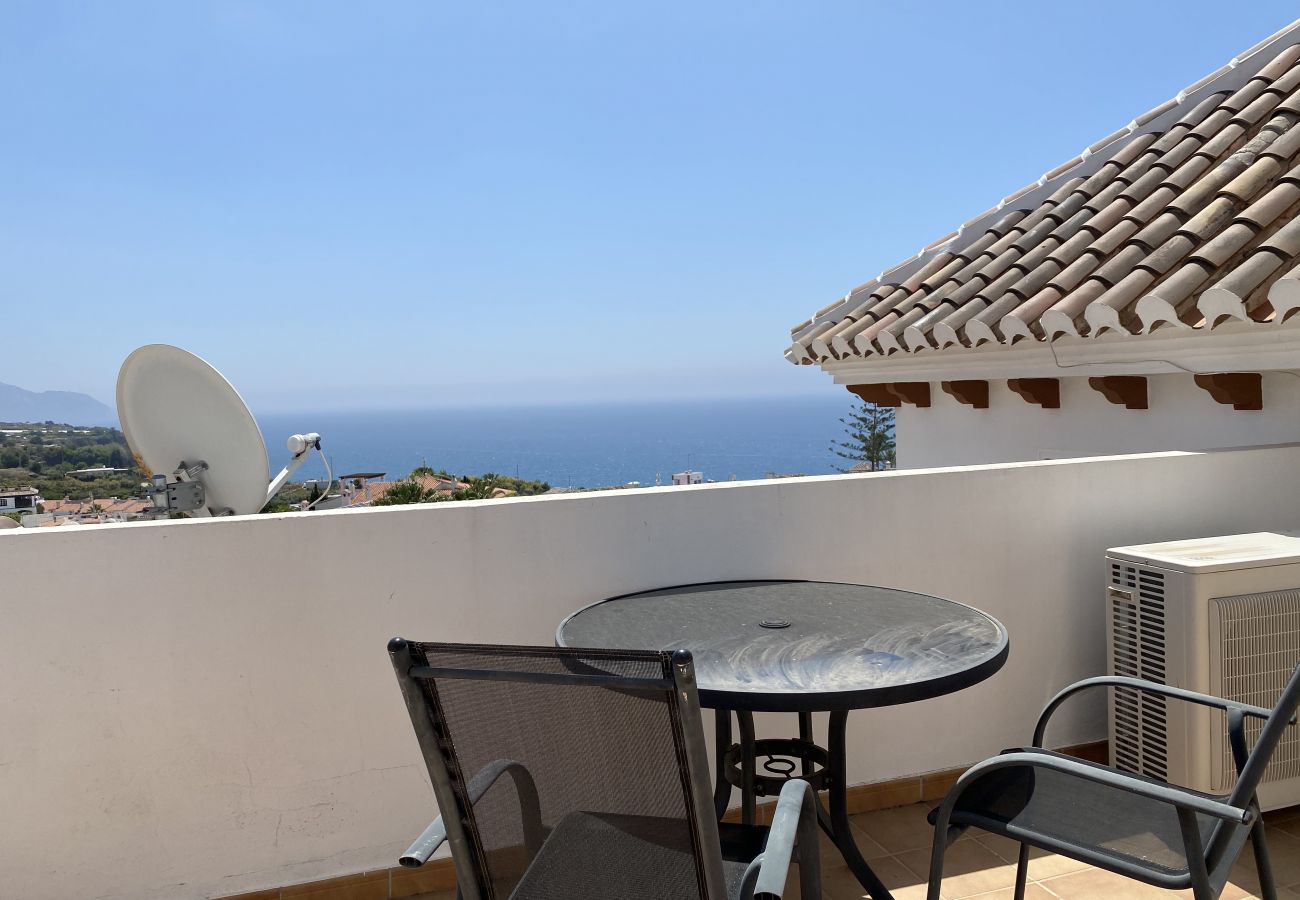 Apartamento en Nerja - Chimenea Pinar 2 Apartment by Casasol