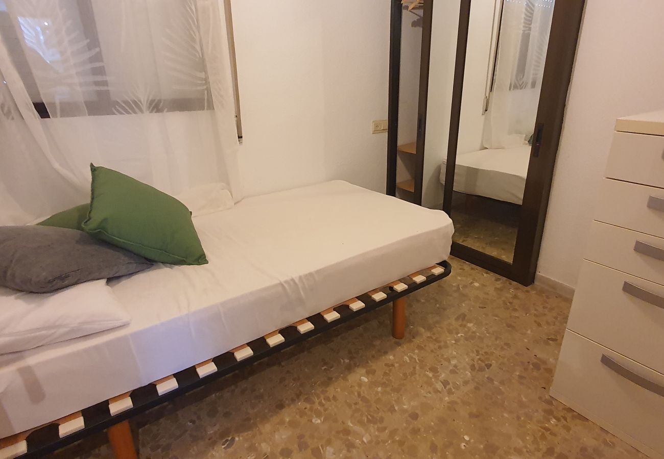 Apartamento en Benidorm - MARISCAL 3 4J (2 DORMITORIOS)