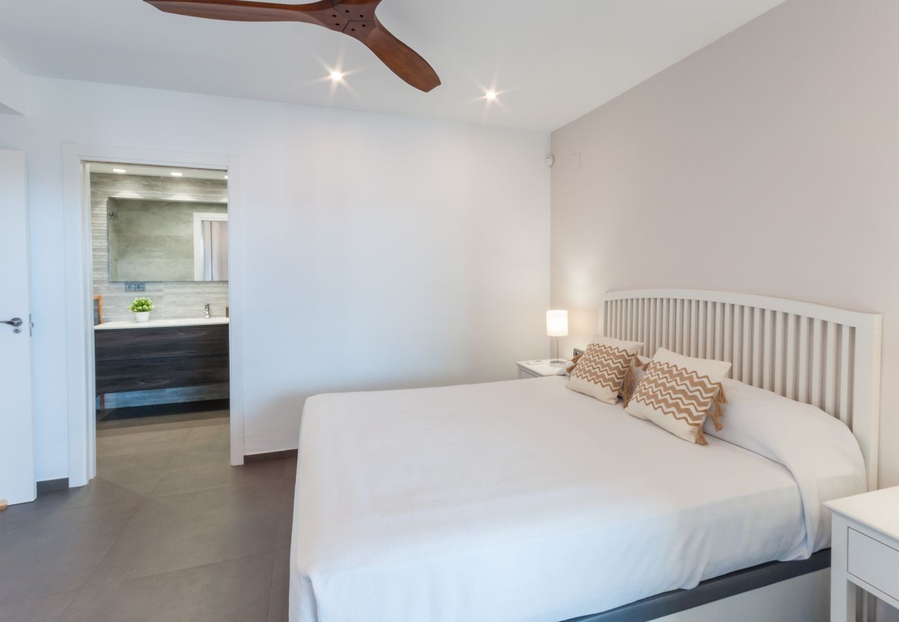 Apartamento en Playa de Gandía - 18. AG LOS CARMENES 8 PREMIUM