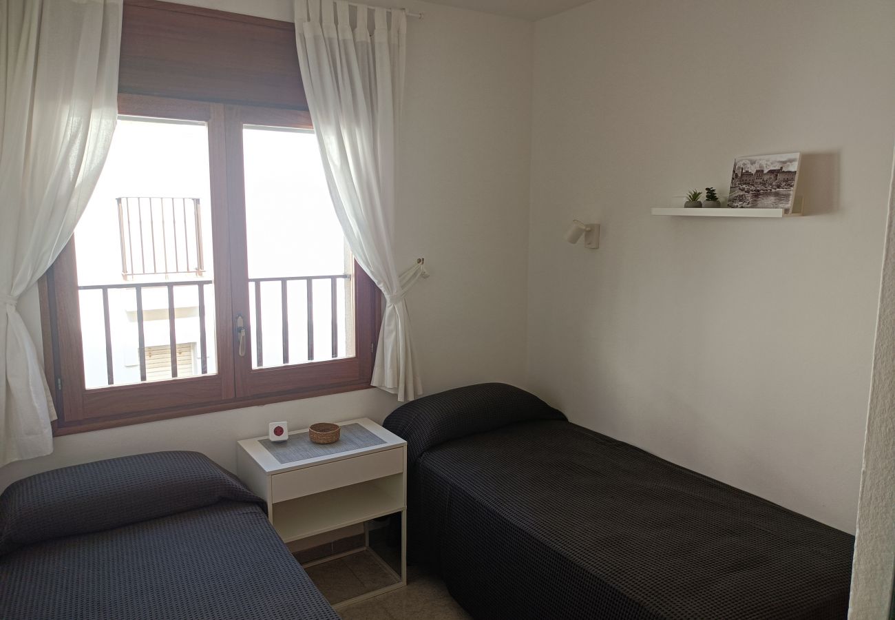 Apartamento en L'Escala - PERRIS 2-2