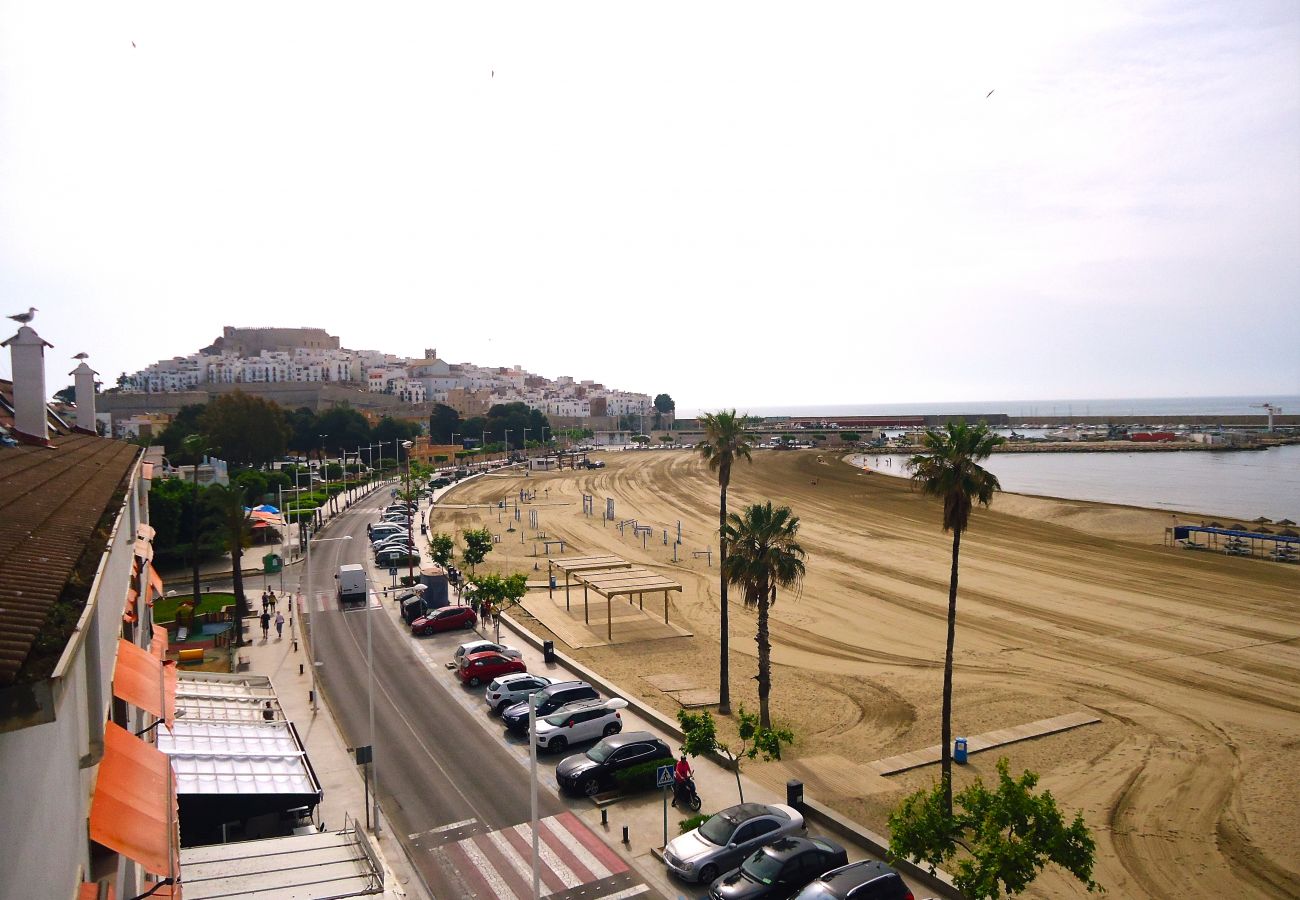 apartamento en frente del castillo papa luna peñíscola