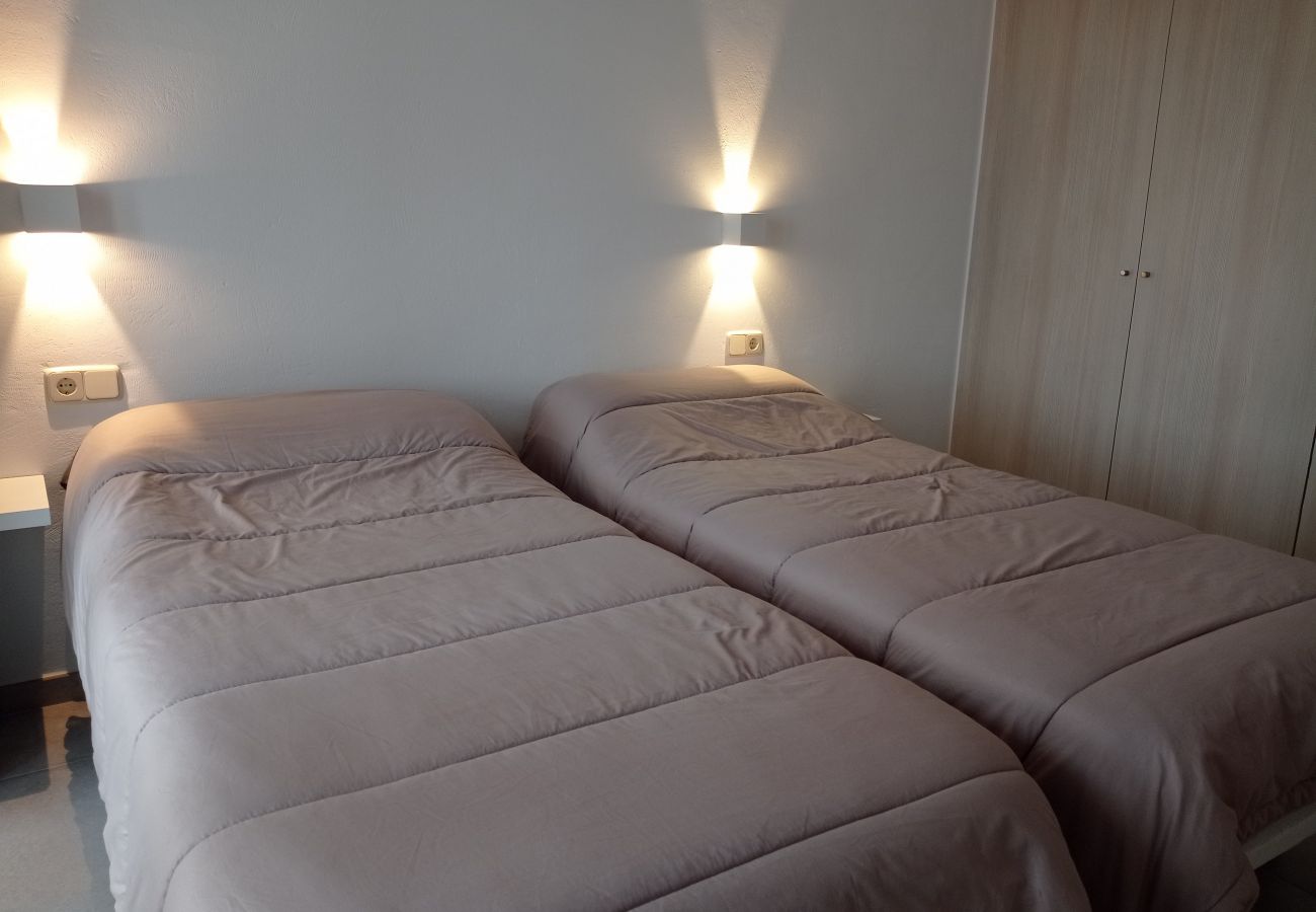 Apartamento en Xeresa - 2.Xeresa del Monte bl.D9 esc.11 1º pta. 51