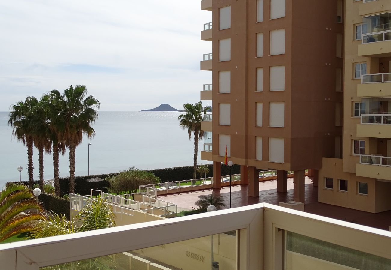 Apartamento en La Manga del Mar Menor - P.Cormorán4-2-2-8 Admer