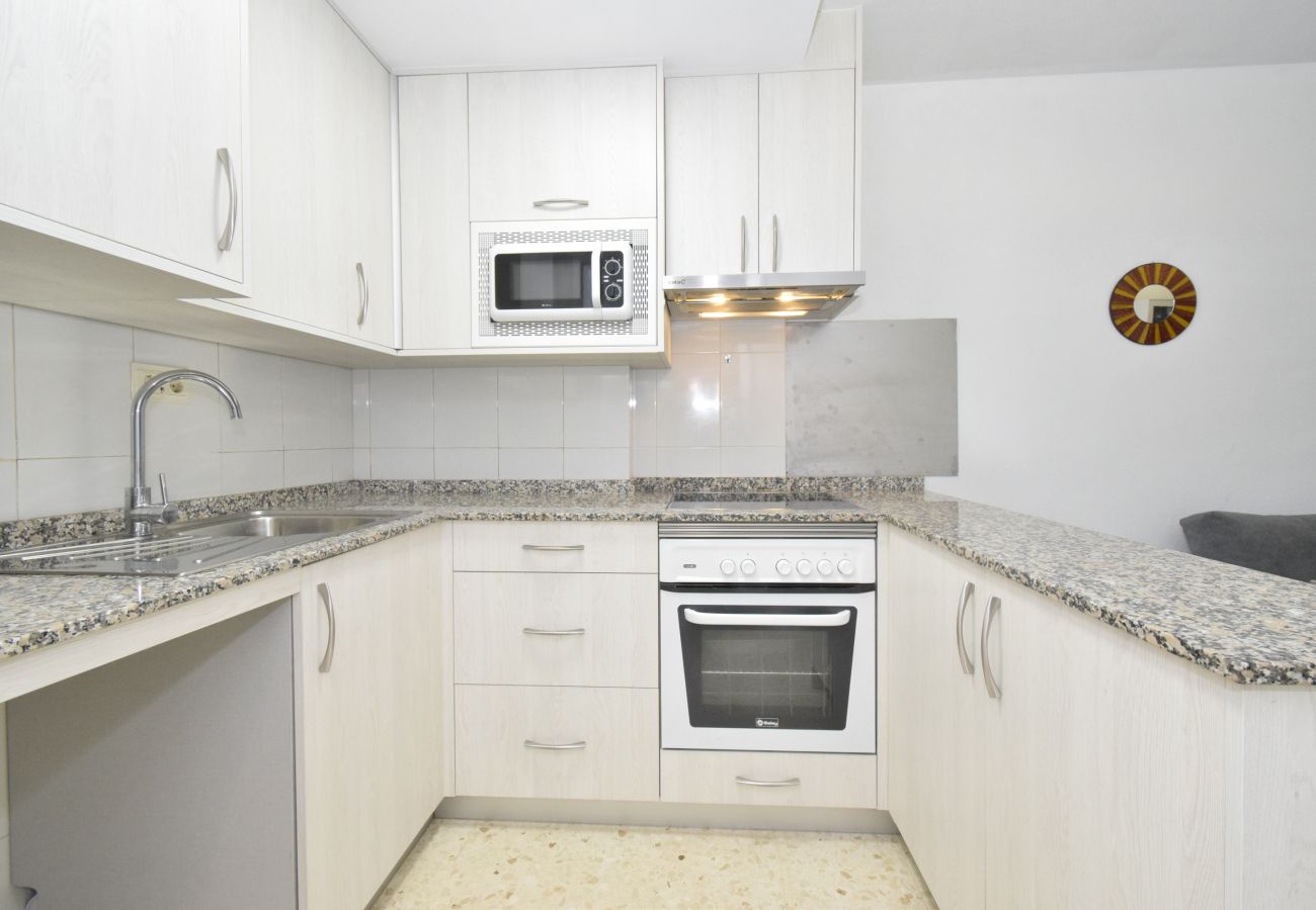 Apartamento en Benidorm - MARISCAL 6 8B