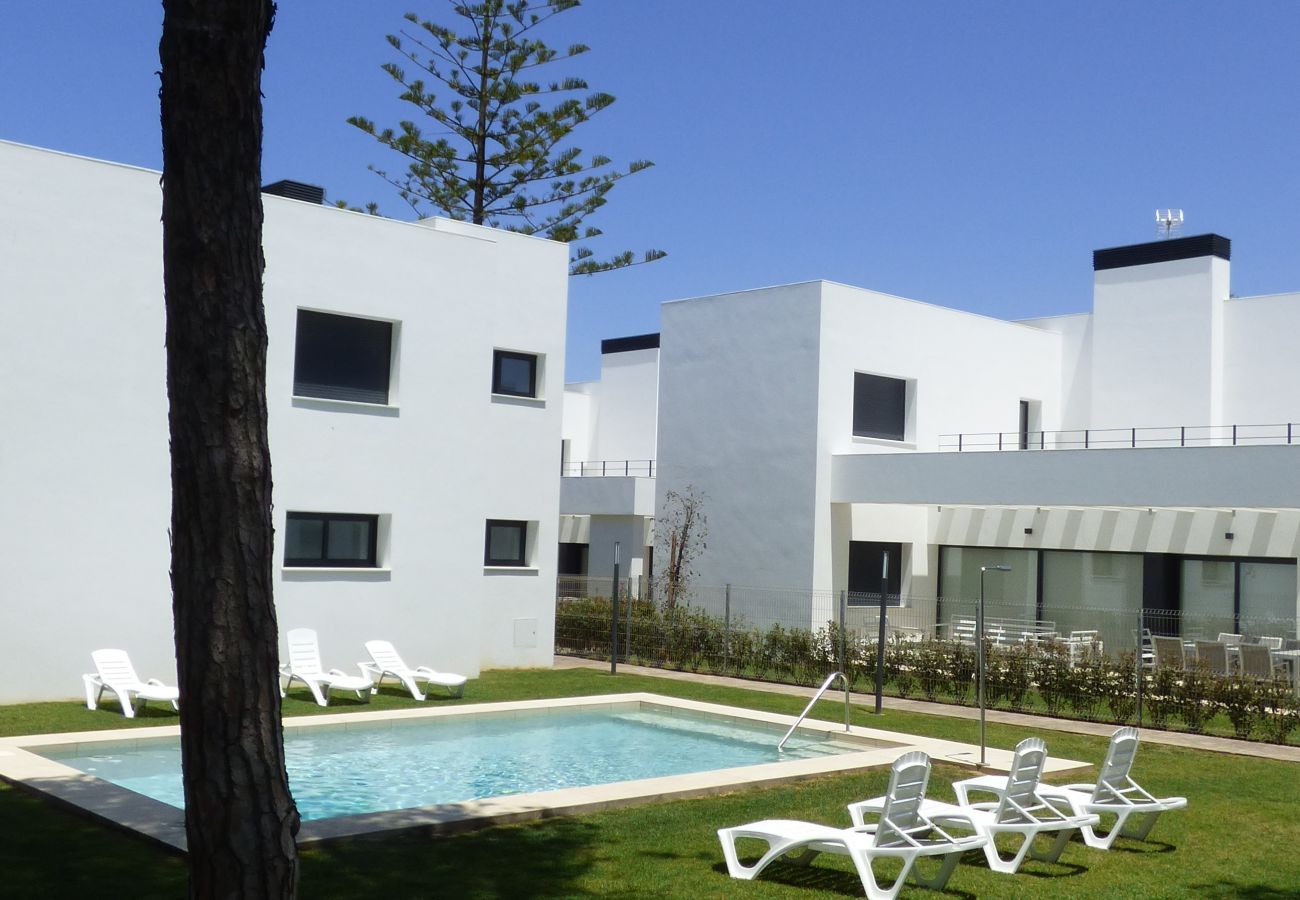 Villa en Chiclana de la Frontera - Villas del Pinar 7  R123