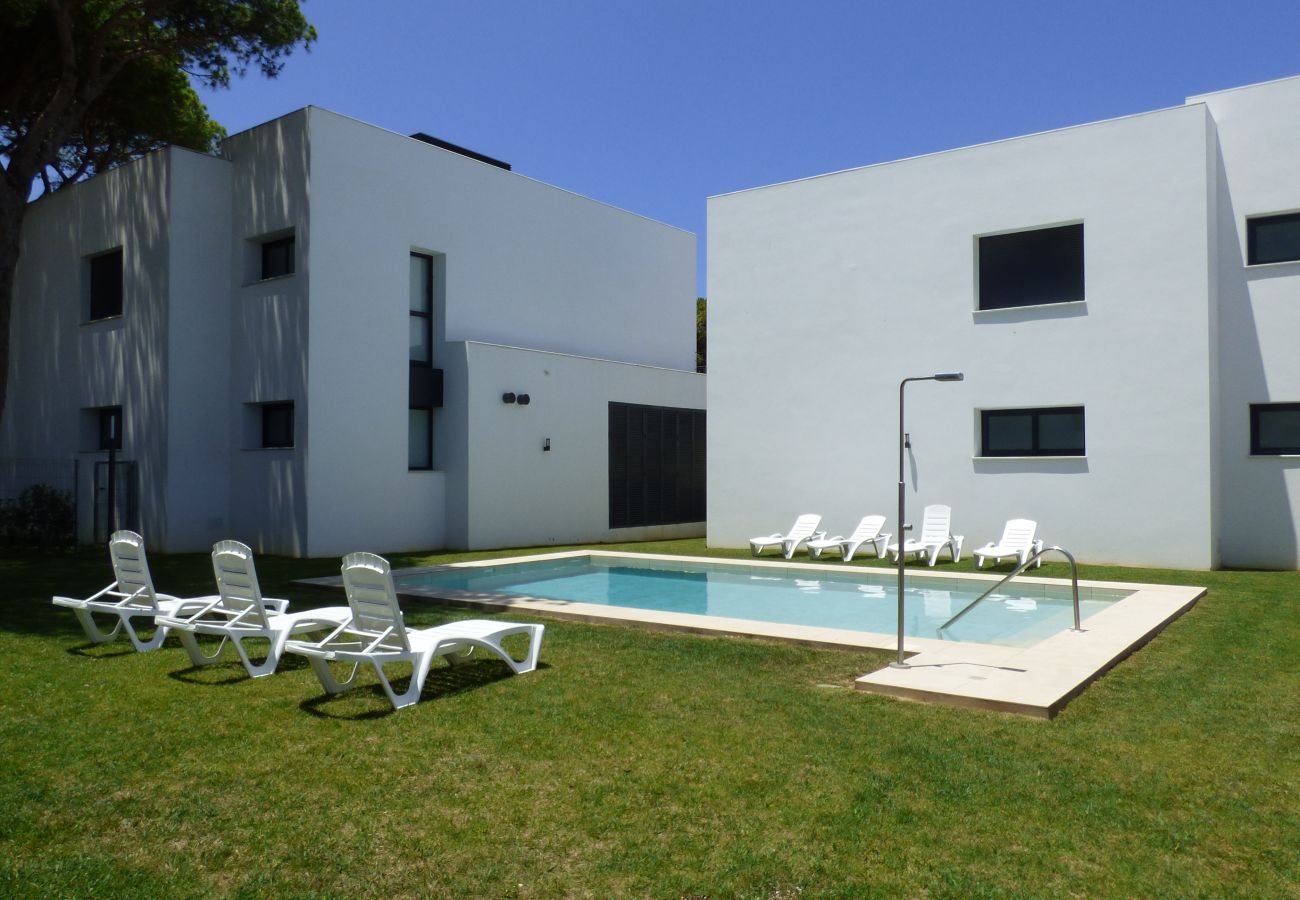 Villa en Chiclana de la Frontera - Villas del Pinar 7  R123