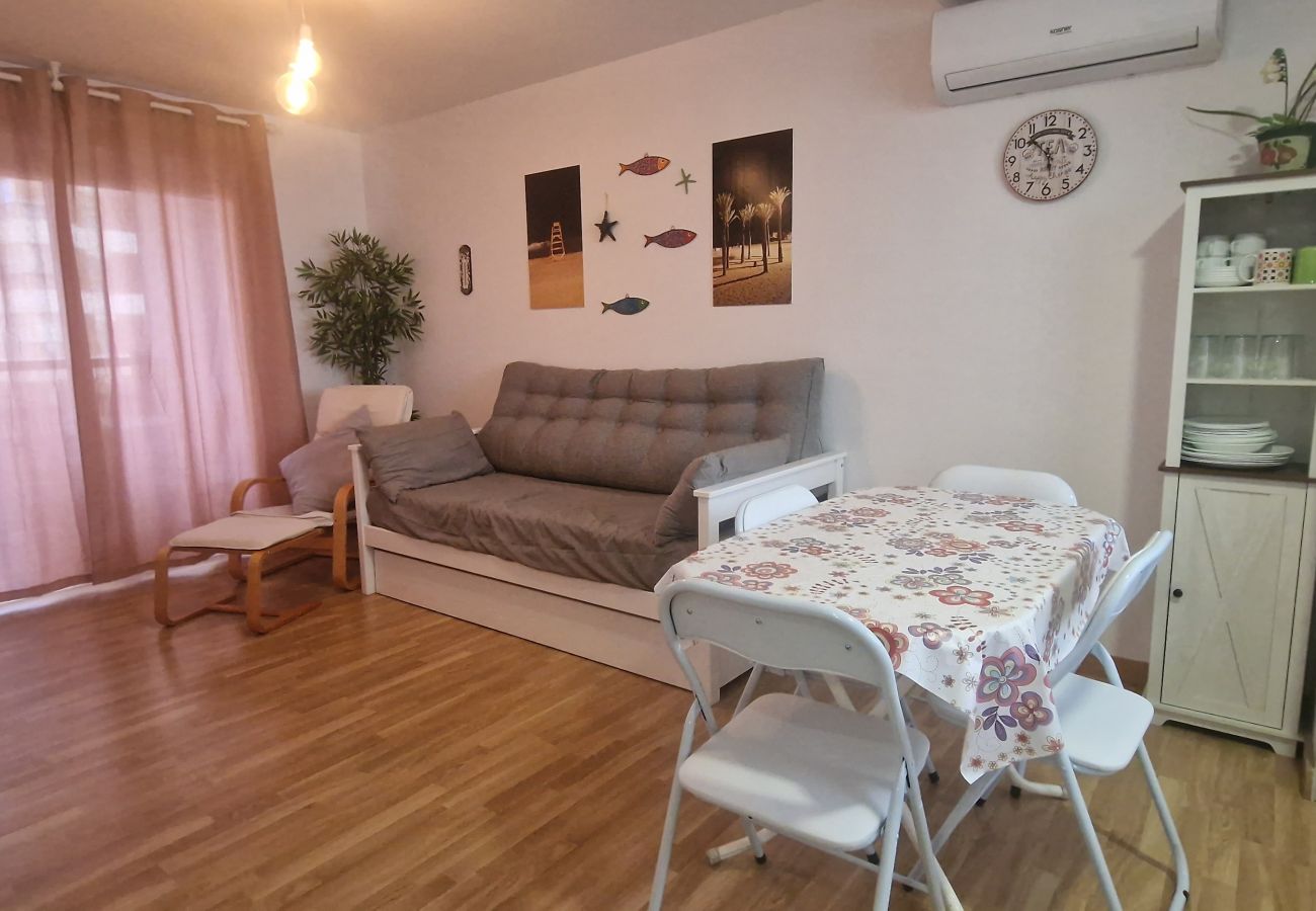 Apartamento en Benidorm - MARISCAL 3  5I