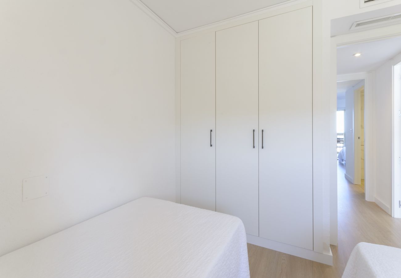 Apartamento en Playa de Gandía - 08. AG BERMUDAS 4C PREMIUM