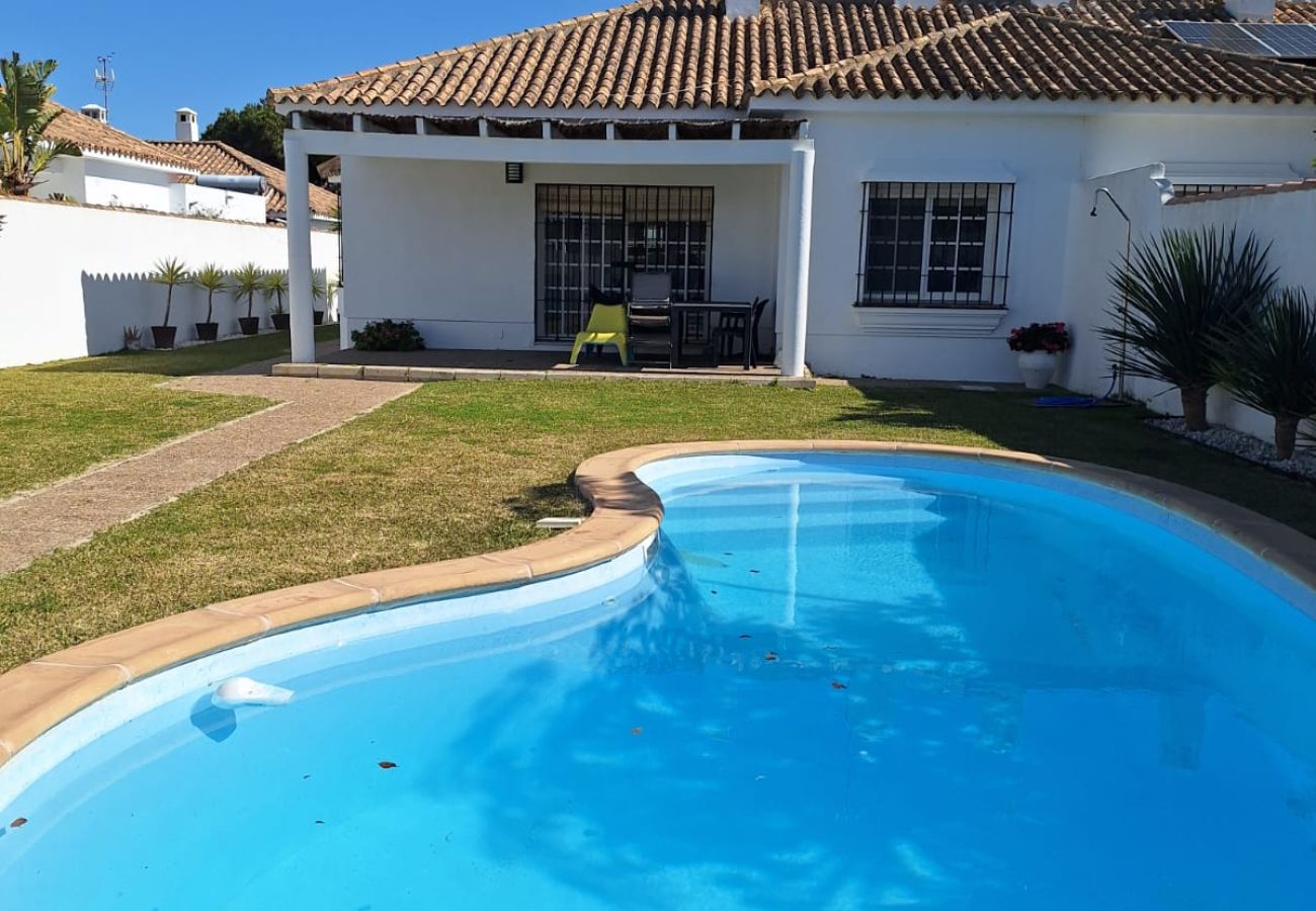 Chalet en Chiclana de la Frontera - R270 - Chalet Estuario