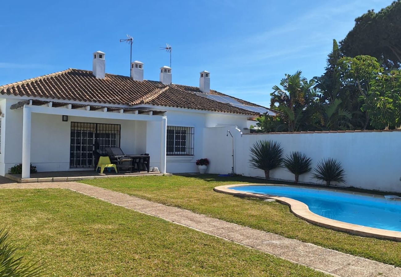 Chalet en Chiclana de la Frontera - R270 - Chalet Estuario