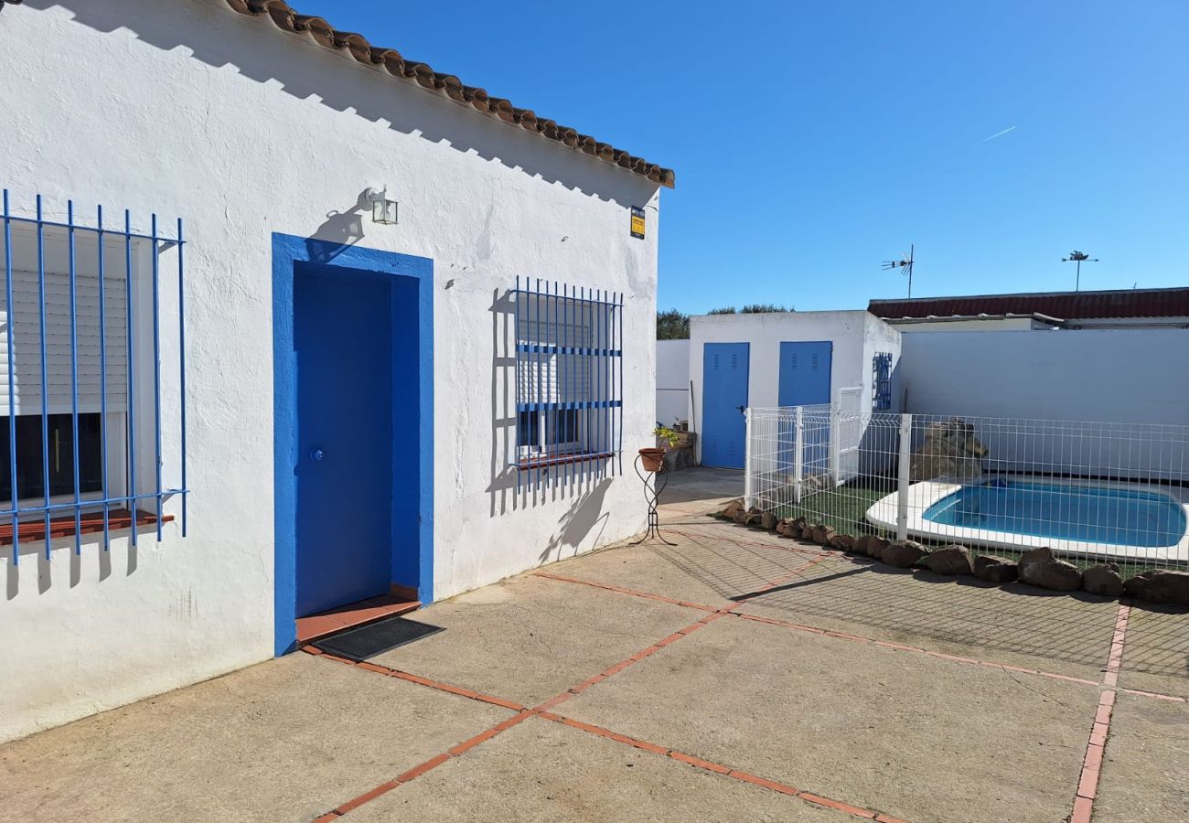 Chalet en Chiclana de la Frontera - R329 Chalet Rana Verde LRM