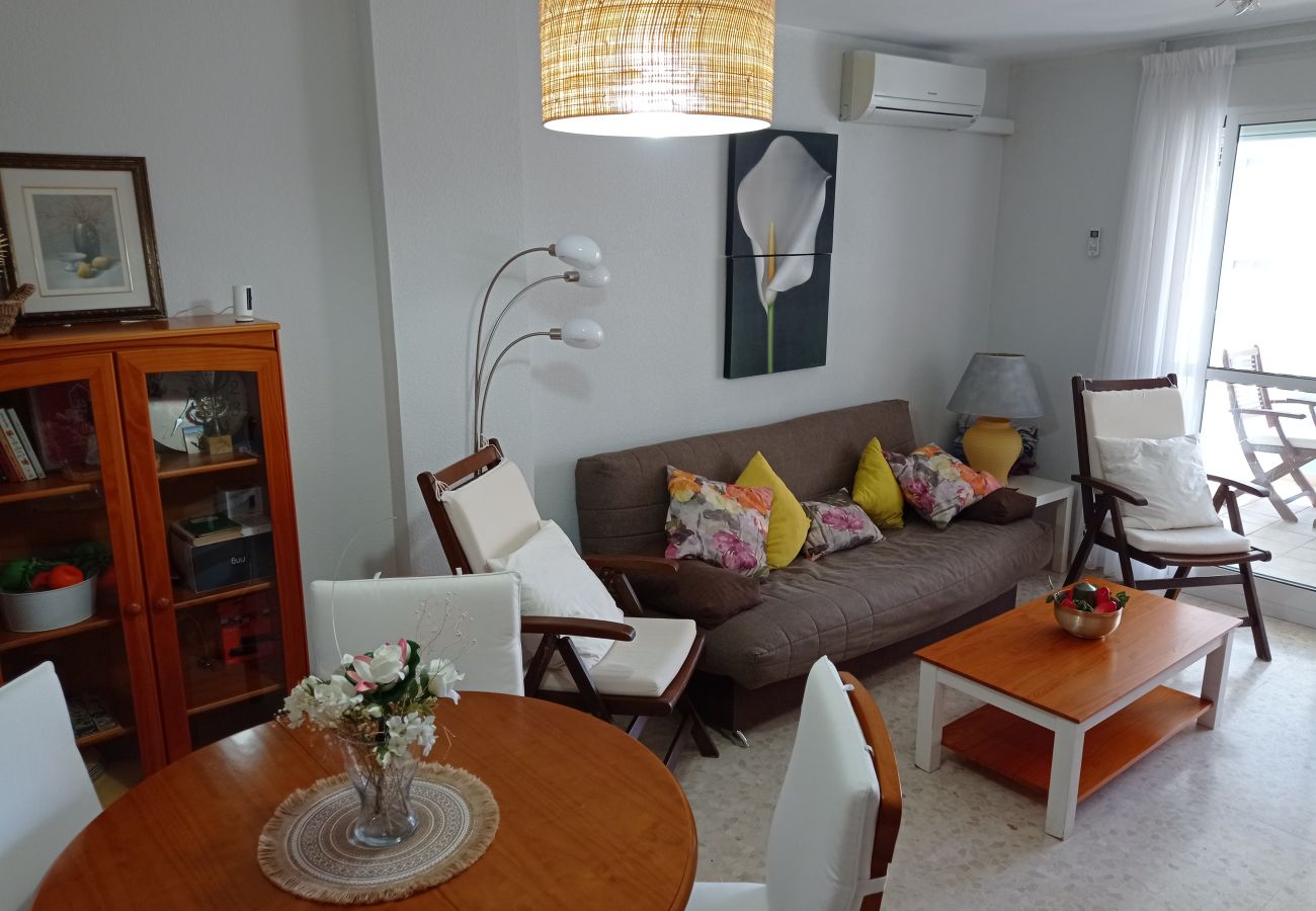 Apartamento en Playa de Gandía - 1.Palmeras III bl.II esc.1 4º B