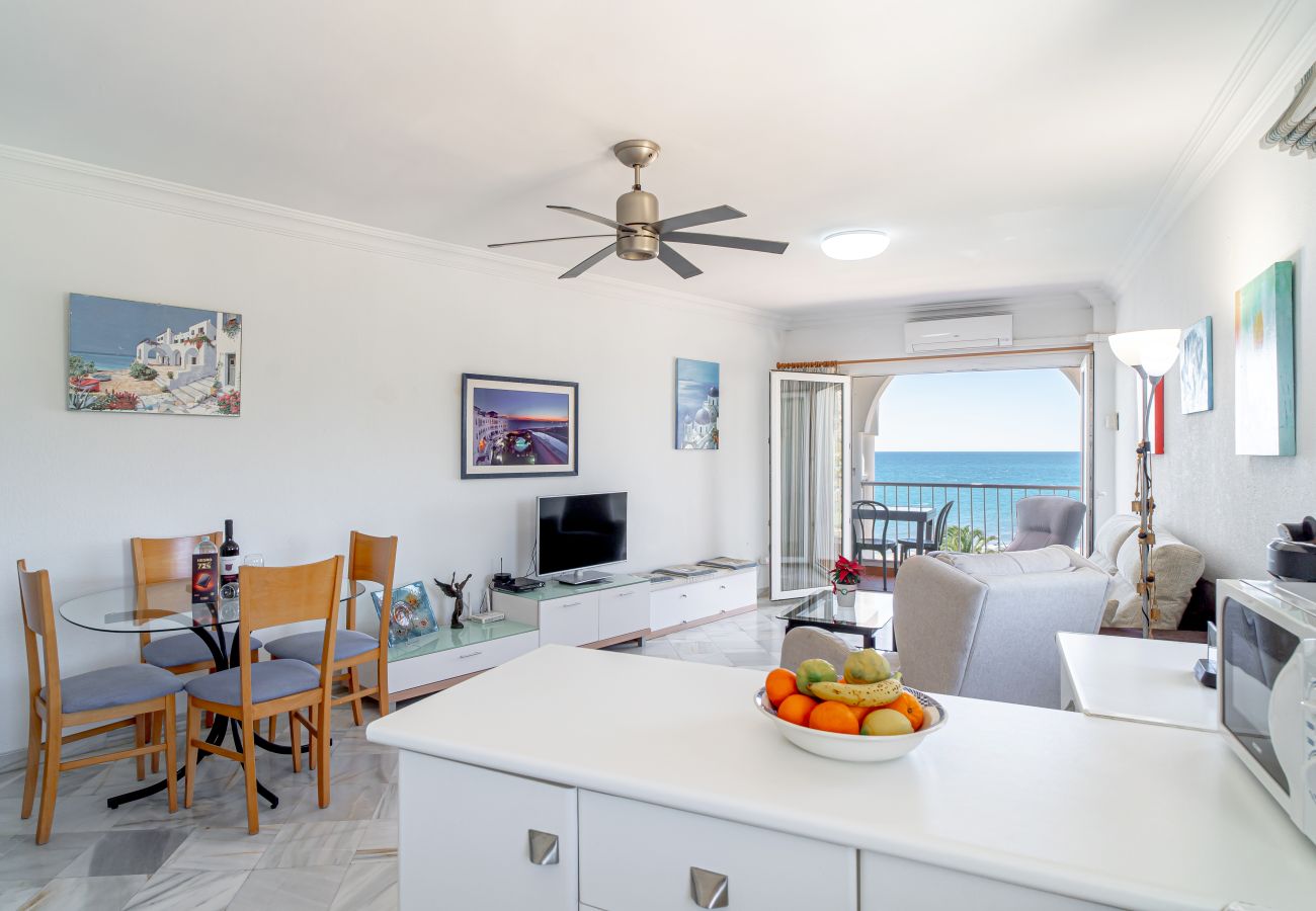 Apartamento en Nerja - Stella Maris Beachfront 3A by Casasol