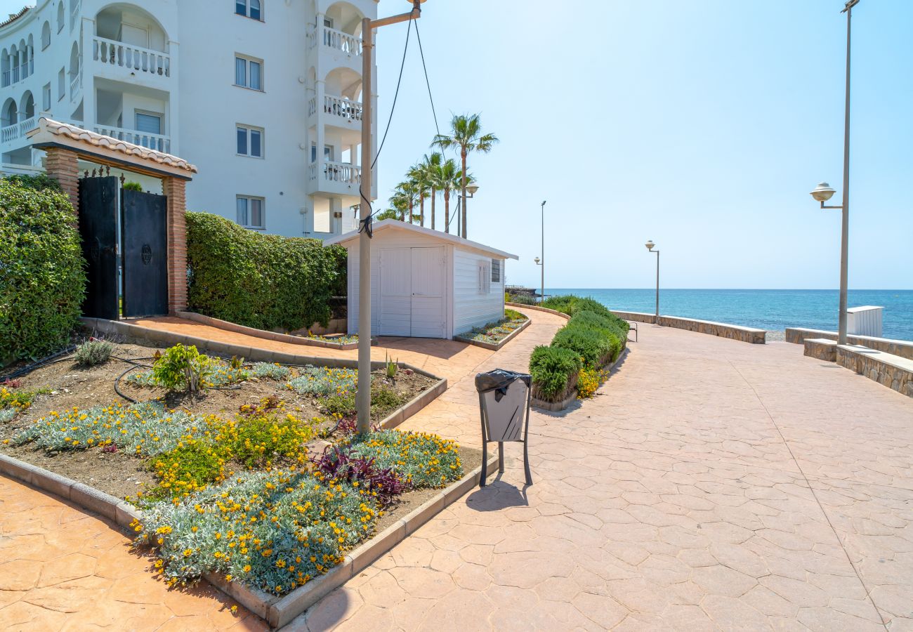 Apartamento en Nerja - Stella Maris Beachfront 3A by Casasol