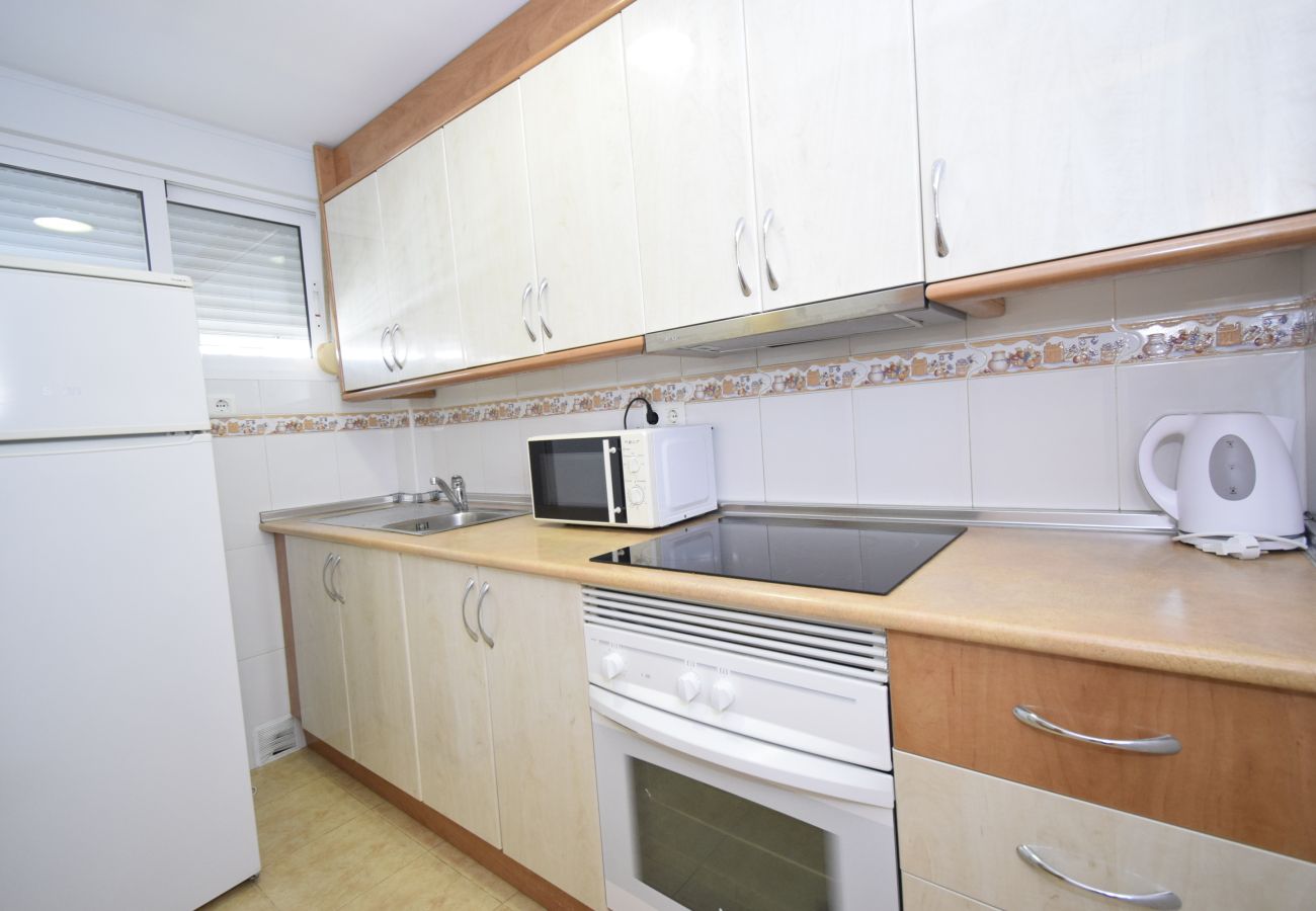 Apartamento en Benidorm - DONA 2  10-5