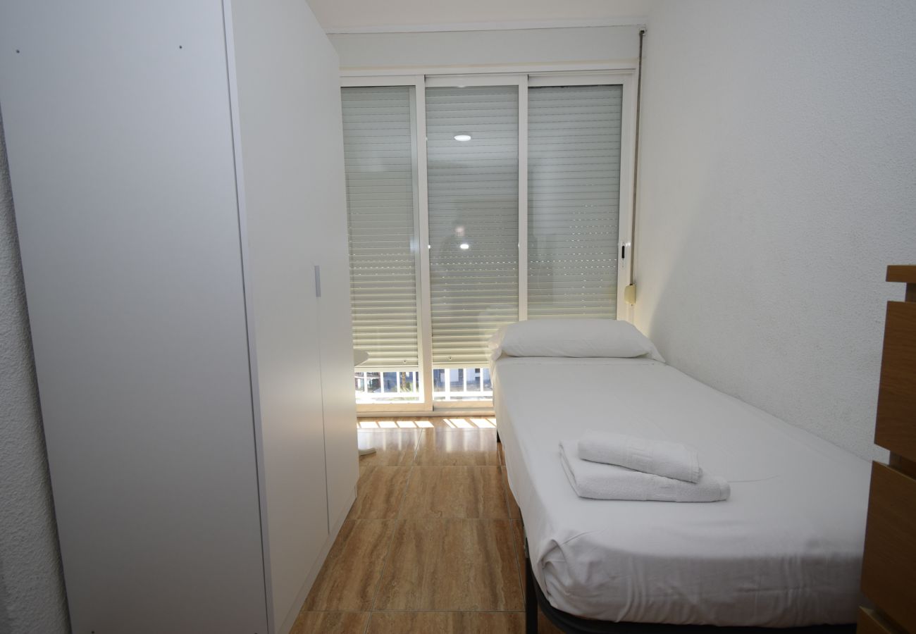 Apartamento en Benidorm - DONA 2  10-5