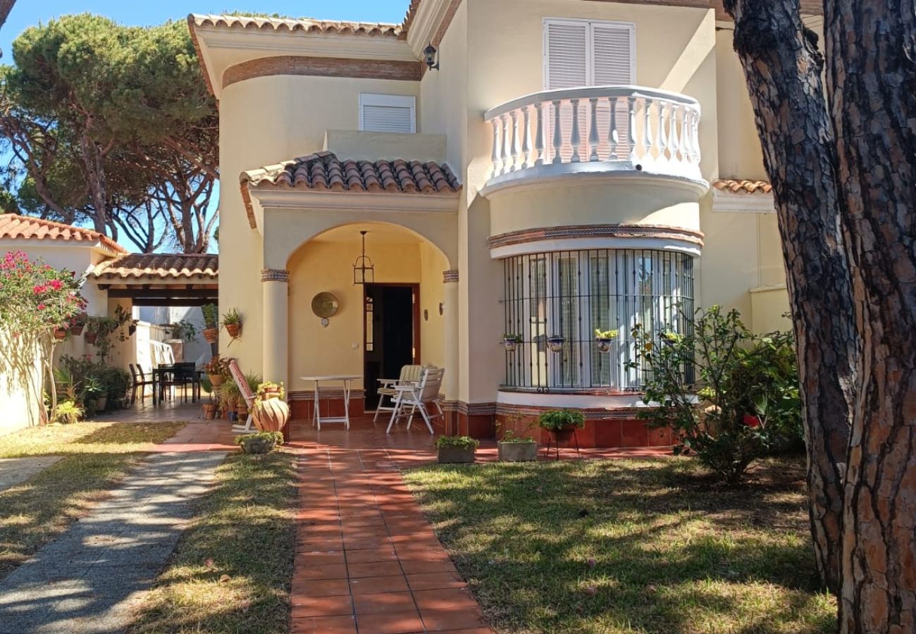 Chalet en Chiclana de la Frontera - R199  Chalet San Carlos