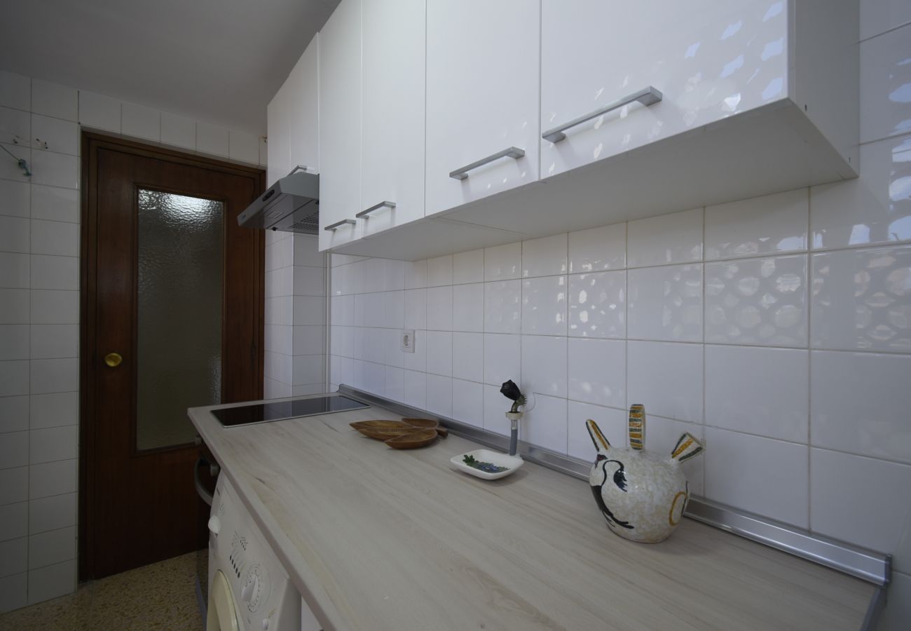 Apartamento en Benidorm - GIRASOL  4-8